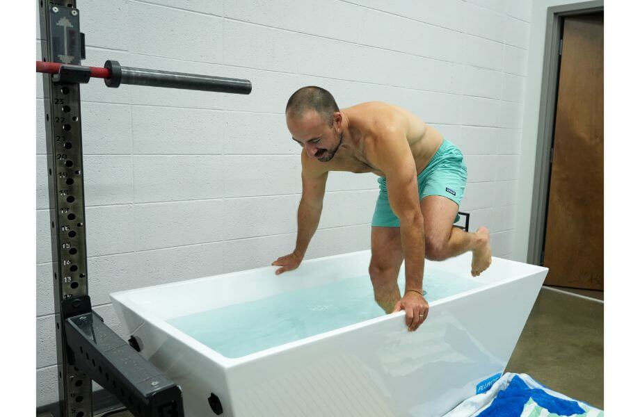 Plunge Review (2026): The Best–But Maybe Most Expensive–Ice Bath You’ll Ever Take, Tested by Experts