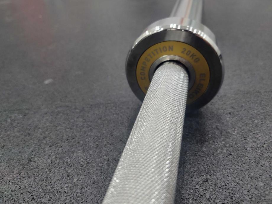 A closer look at the knurling and rotation system on the Eleiko IWF Competition Bar
