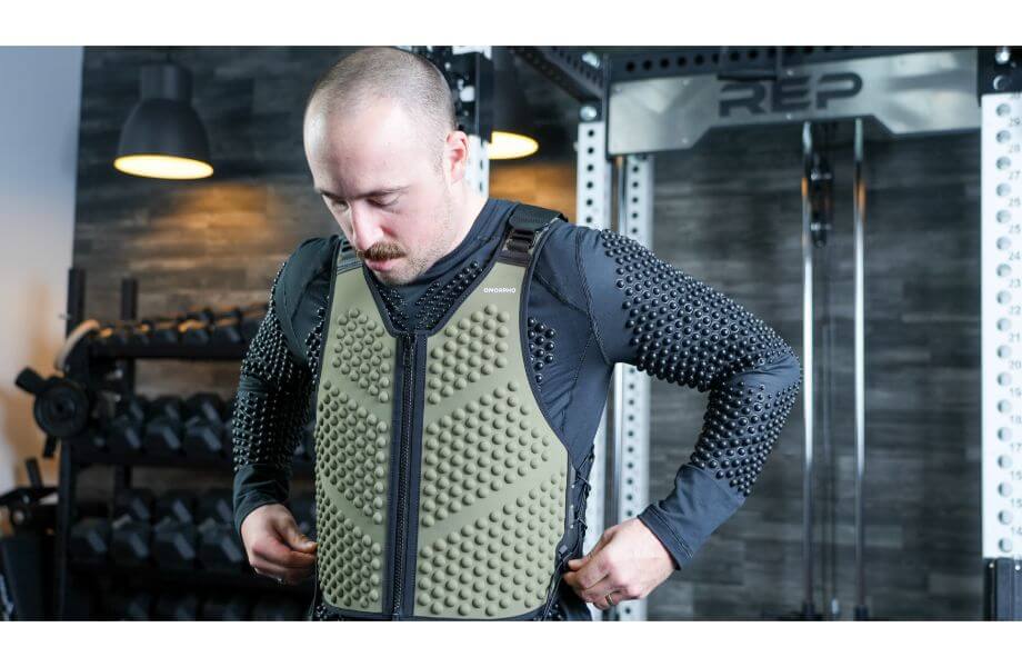 omorpho clothing review coop wearing